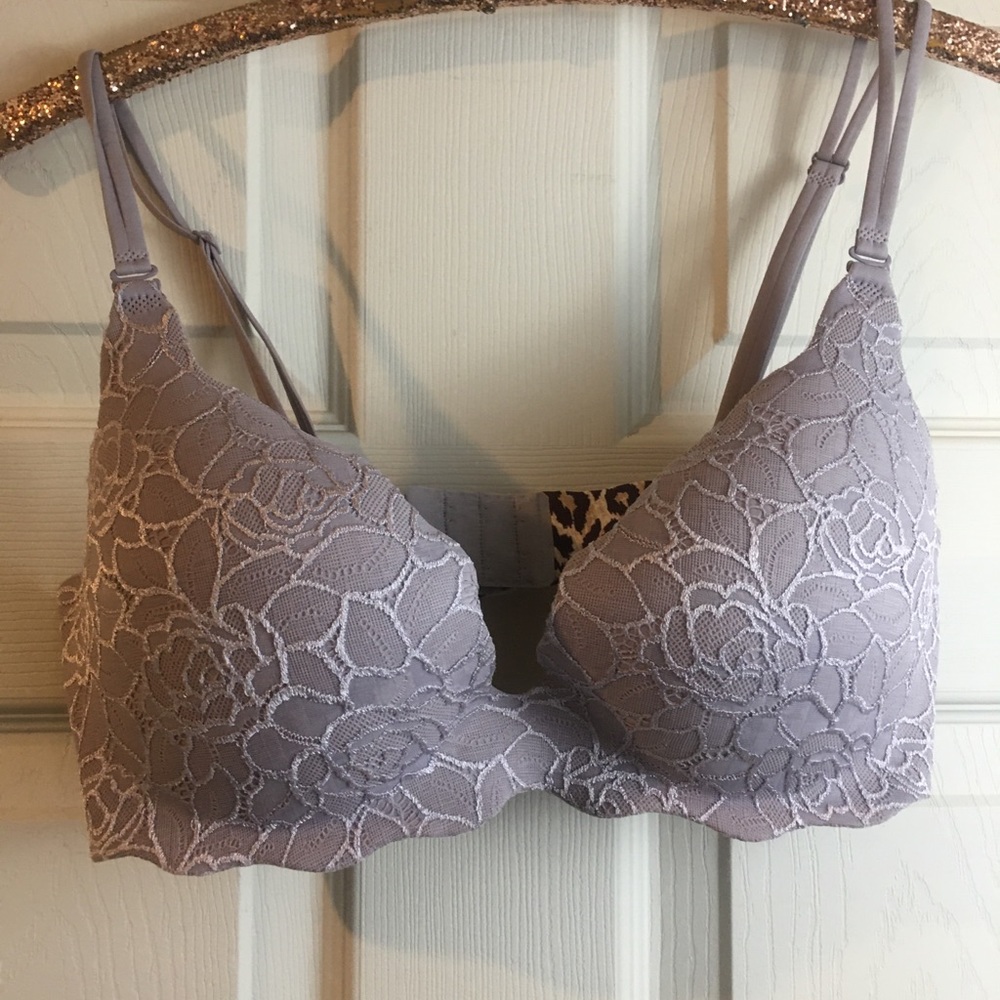 COPY - VS VERY SEXY SECRET EMBRACE BRA 36D